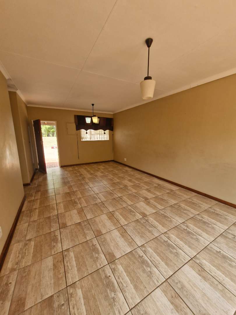 2 Bedroom Property for Sale in Brandwag Free State